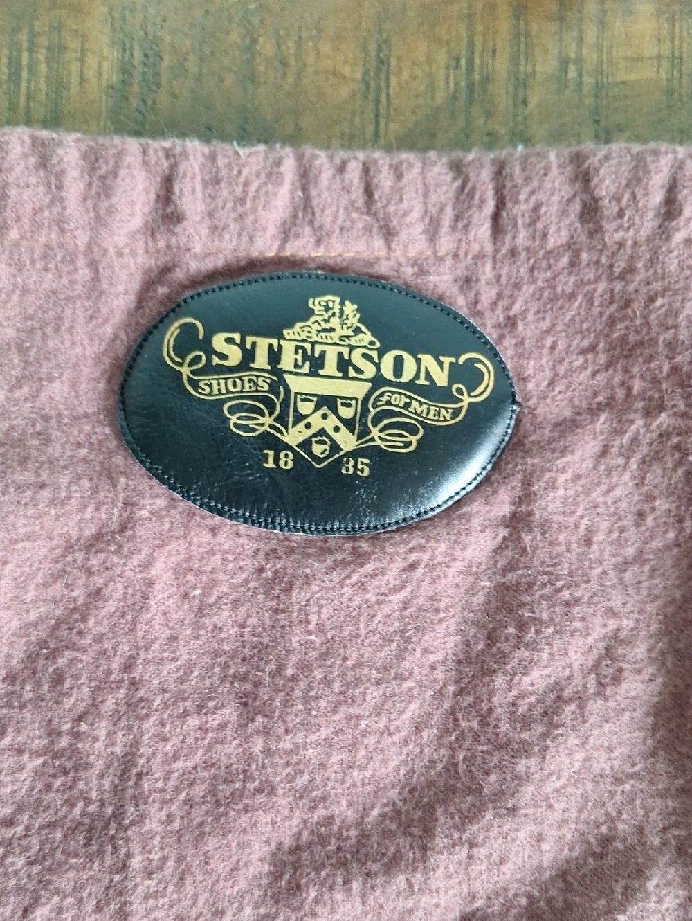 Stetson Red And Yellow Dust Bag Cover - Picture 5 of 8